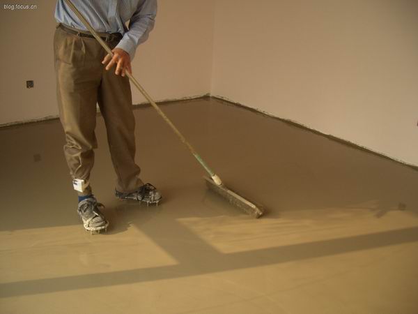 水泥自流平環(huán)氧地坪施工工藝及效果圖